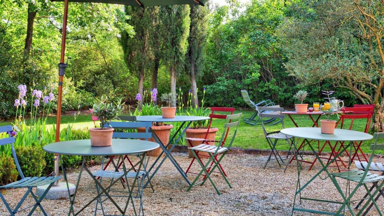 La Bastide des Grands Chênes Lambesc Exterior foto